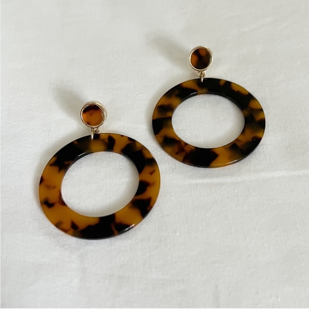 Rocksbox Tortoiseshell Hoop Earrings